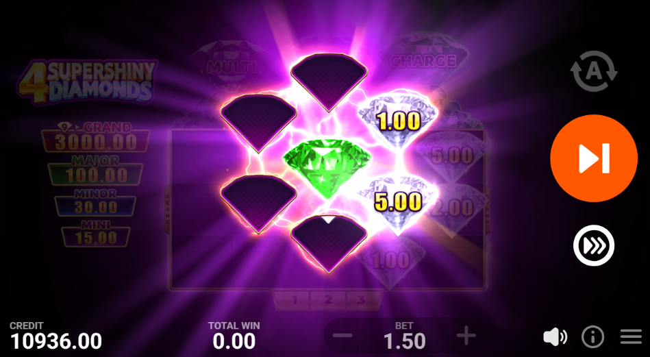 A green Charge diamond in 4 Supershiny Diamonds revealing extra cells of diamonds during the bonus