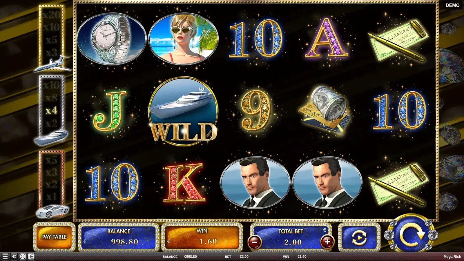 Mega Rich reels with a yacht Wild on reel 2 and the boat panel lit at x4